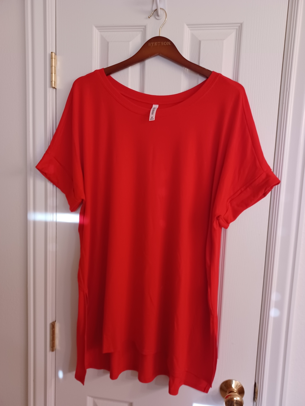 Women's Red Short Sleeve Top